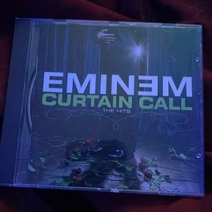 Curtain call (Eminem)